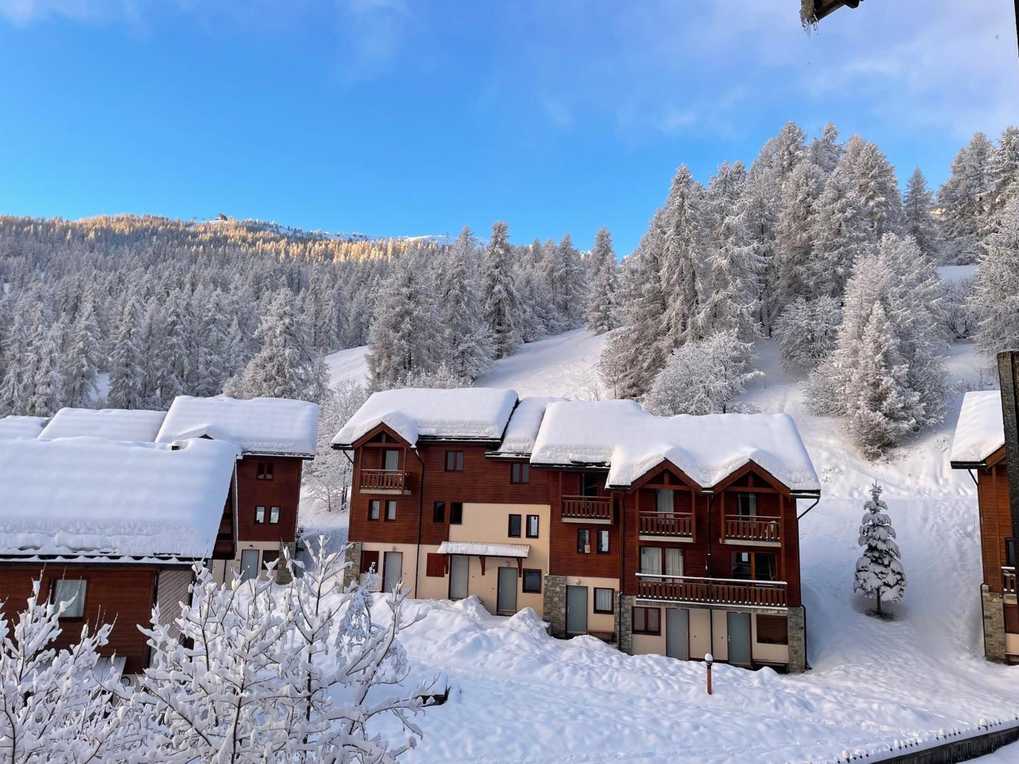 شقة Puy St Vincent 1800 Au Pied Des Pistes بوي-سانت-فينسينت المظهر الخارجي الصورة