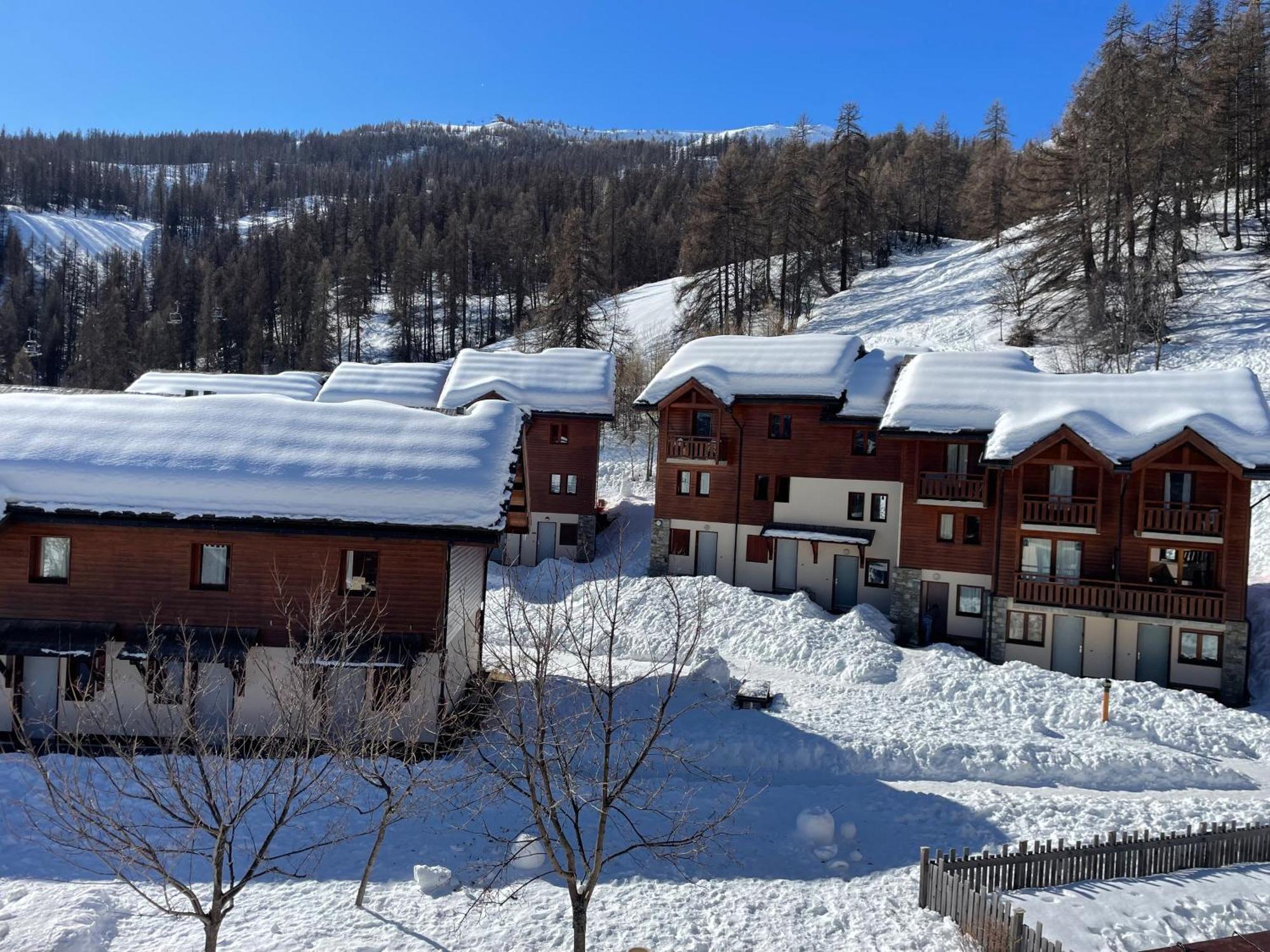 شقة Puy St Vincent 1800 Au Pied Des Pistes بوي-سانت-فينسينت المظهر الخارجي الصورة